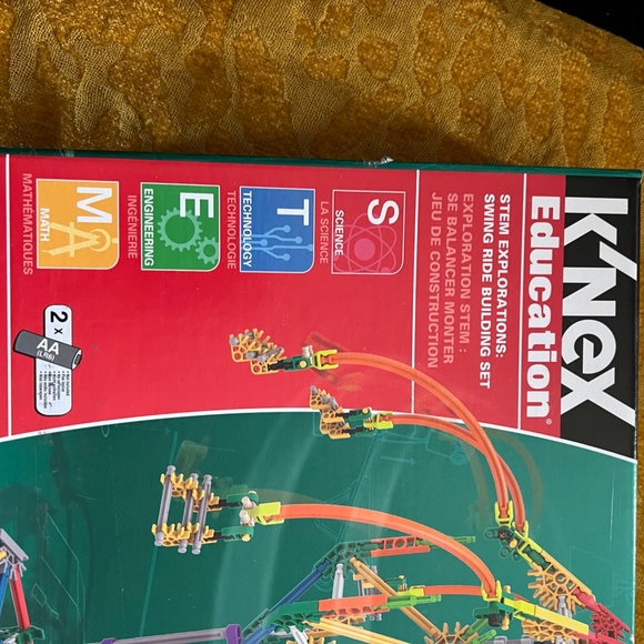K’NEX EDUCATION -STEAM EXPLORATION SWING RIDE Learning creativity 486 piece SET - Picture 5 of 6